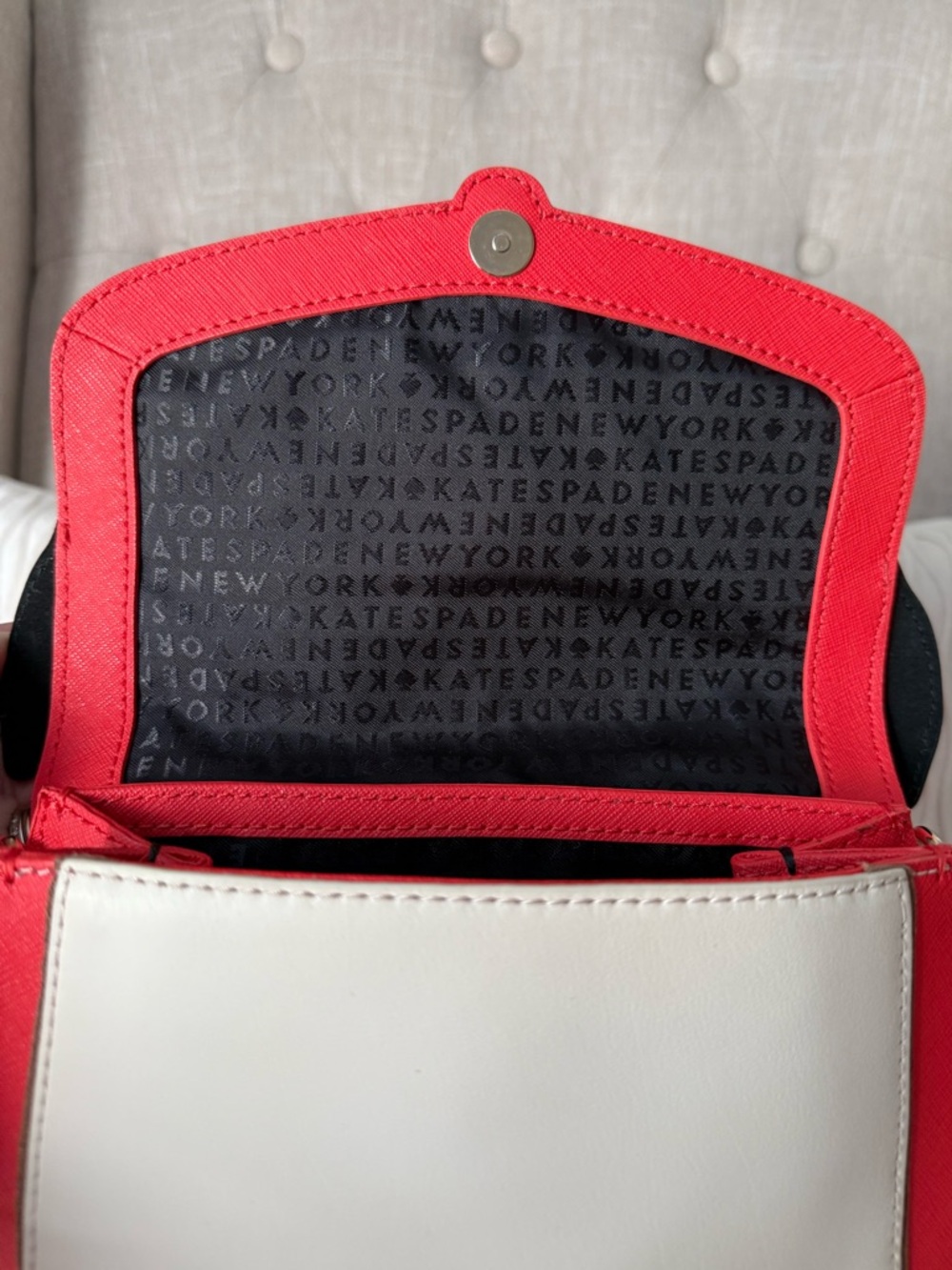 Kate Spade New York "Blaze a Trail" Fox Crossbody Bag - Picture 9 of 12